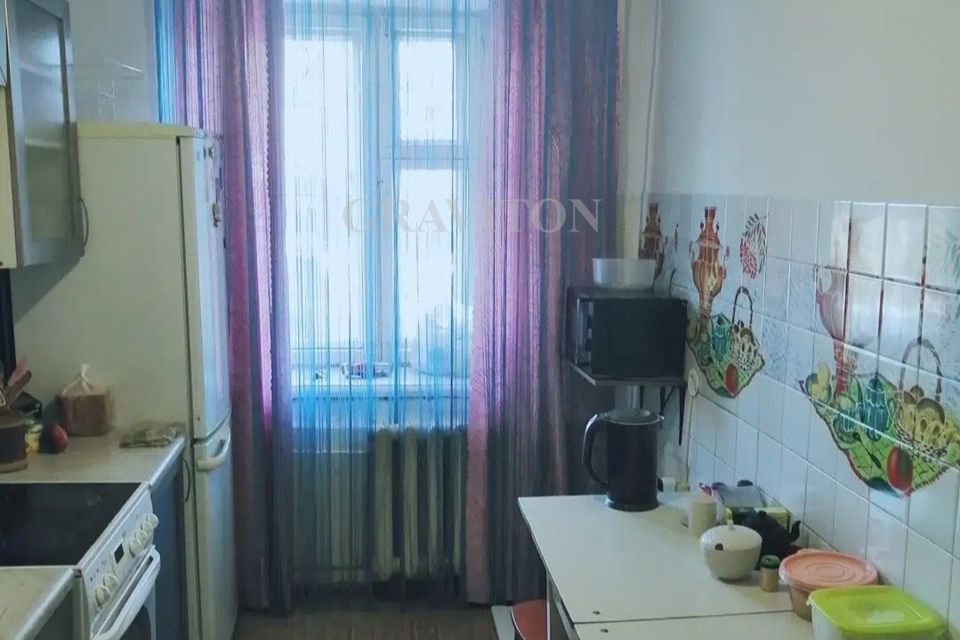 Продаётся 5-комнатная квартира, 77.7 м²