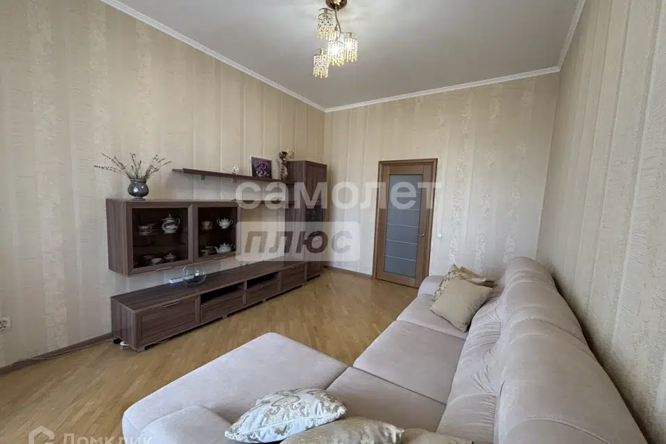 Продаётся 2-комнатная квартира, 58.3 м²