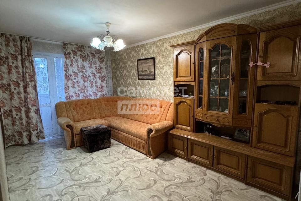 Продаётся 3-комнатная квартира, 61 м²