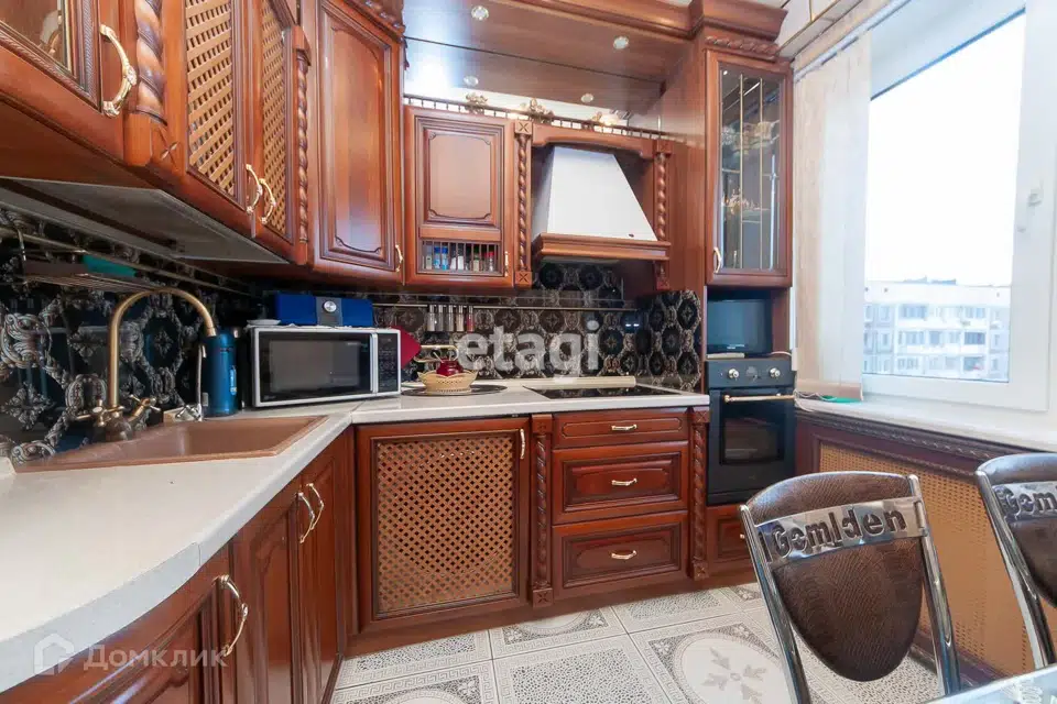 Продаётся 3-комнатная квартира, 56.7 м²