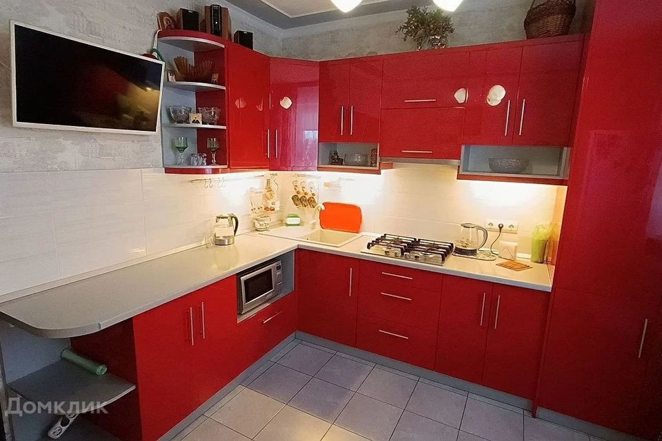 Продаётся 1-комнатная квартира, 43 м²
