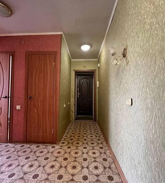 Продаётся 3-комнатная квартира, 55.9 м²