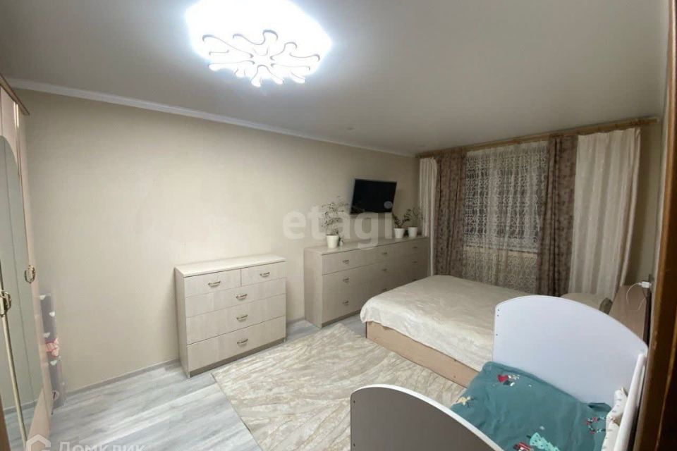 Продаётся 4-комнатная квартира, 82.9 м²