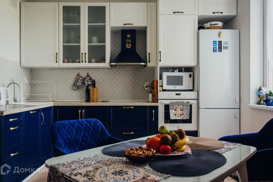 Продаётся 2-комнатная квартира, 67.8 м²