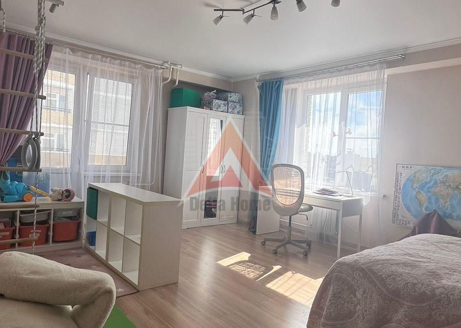 Продаётся 2-комнатная квартира, 78 м²