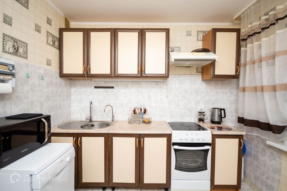 Продаётся 3-комнатная квартира, 66.7 м²