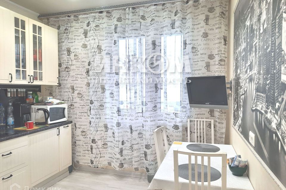 Продаётся 1-комнатная квартира, 37 м²