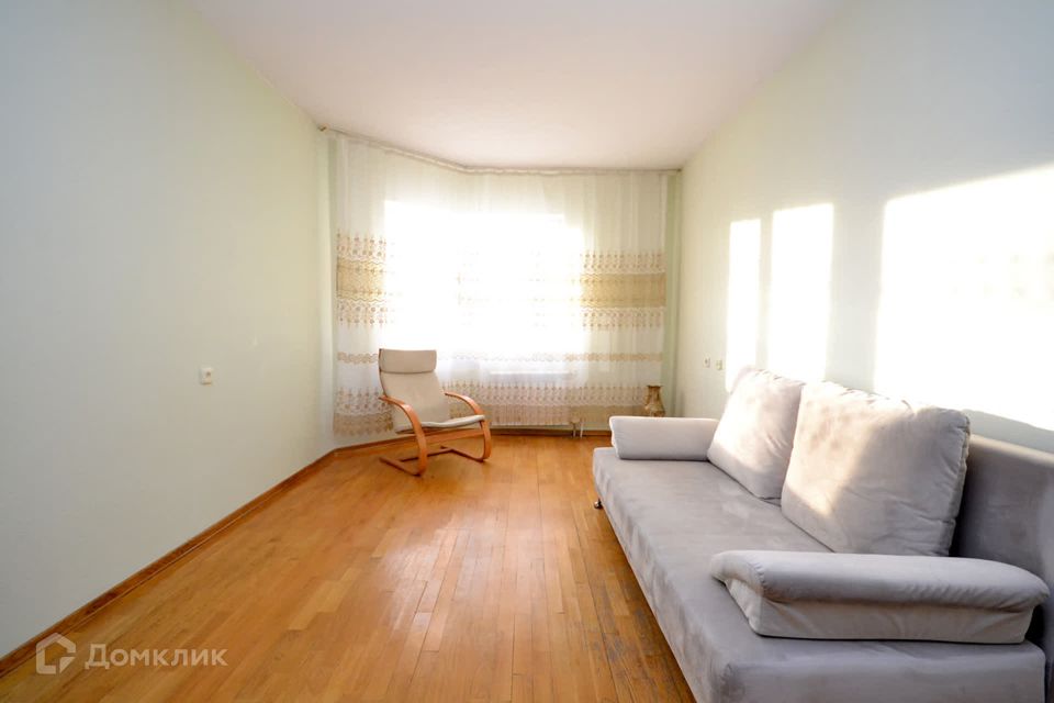 Сдаётся 2-комнатная квартира, 57.6 м²