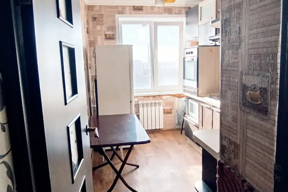 Продаётся 3-комнатная квартира, 56.3 м²