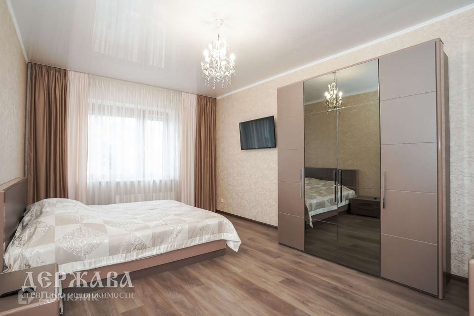 Продаётся 3-комнатная квартира, 102.4 м²