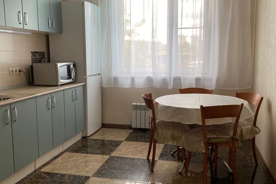 Продаётся 1-комнатная квартира, 52.2 м²