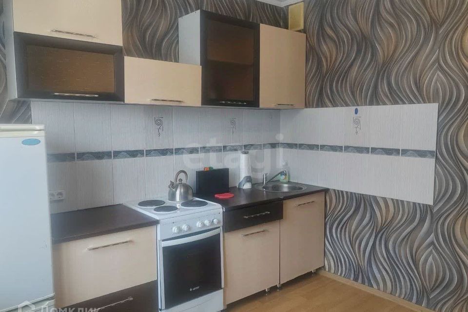 Сдаётся 1-комнатная квартира, 42 м²
