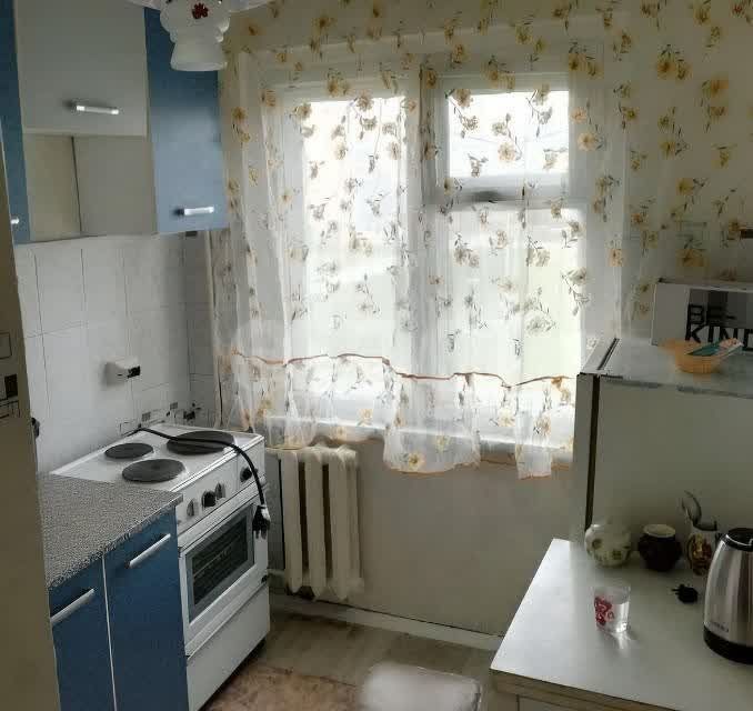 Сдаётся 4-комнатная квартира, 60 м²