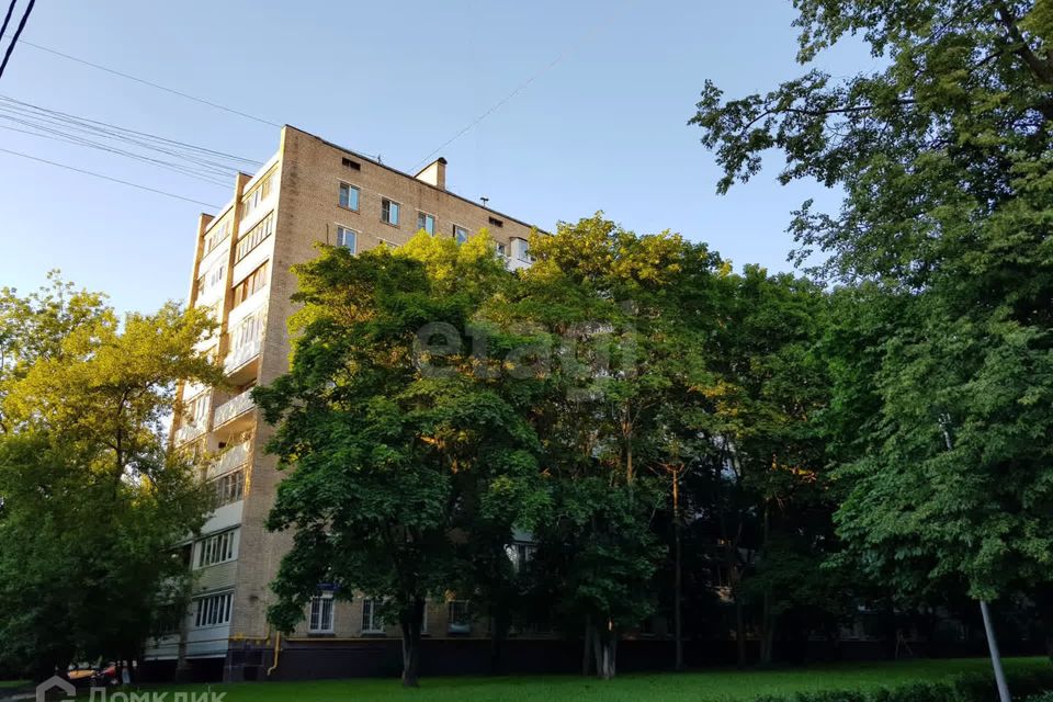 Продаётся 3-комнатная квартира, 57.8 м²