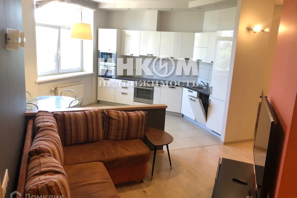Сдаётся 2-комнатная квартира, 80 м²