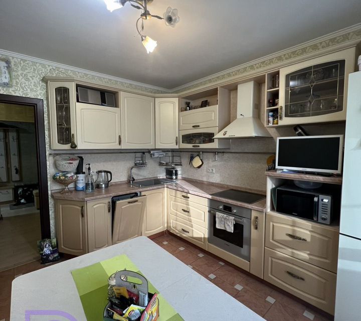 Продаётся 3-комнатная квартира, 90 м²