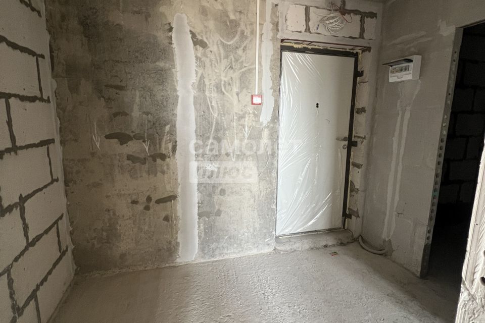 Продаётся 1-комнатная квартира, 37.8 м²