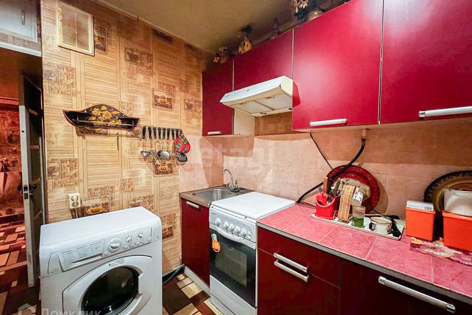Продаётся 3-комнатная квартира, 56.9 м²