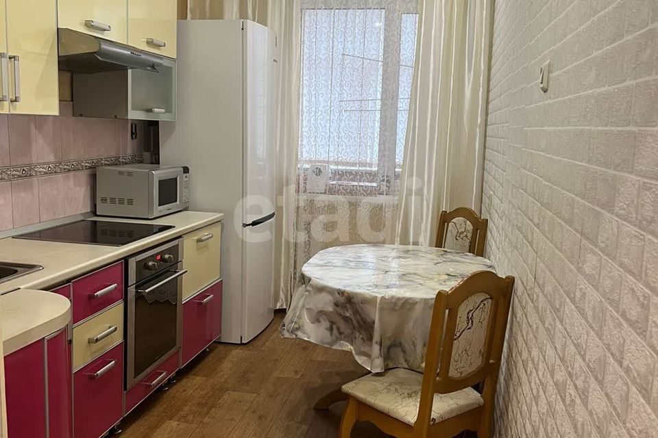 Продаётся 3-комнатная квартира, 68.4 м²