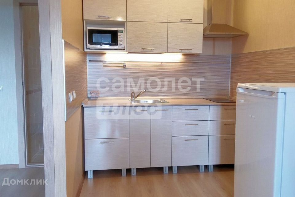 Сдаётся 1-комнатная квартира, 55 м²