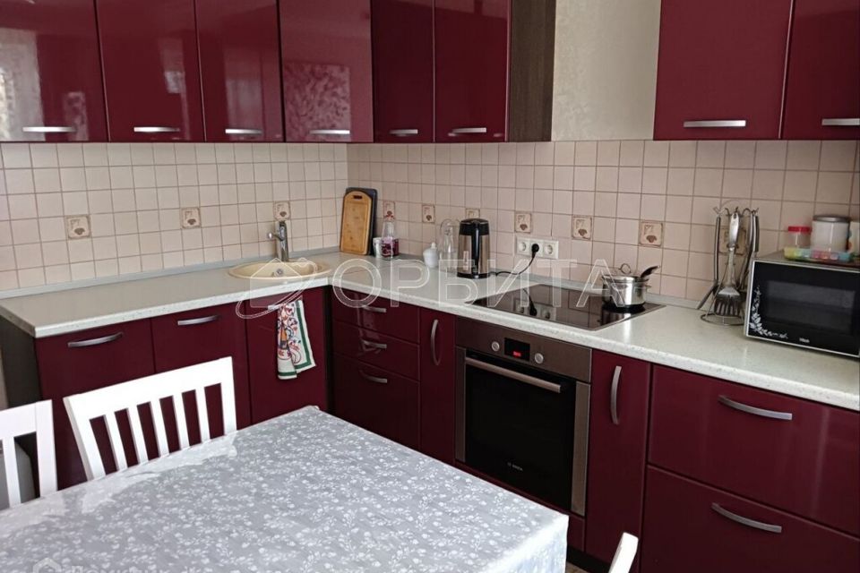 Продаётся 2-комнатная квартира, 69.4 м²