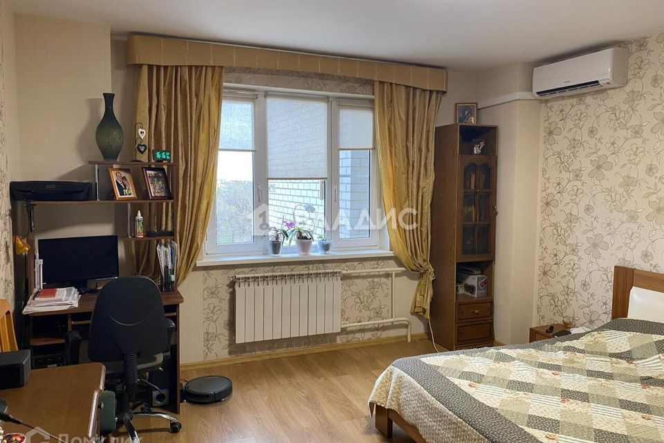 Продаётся 2-комнатная квартира, 64.8 м²