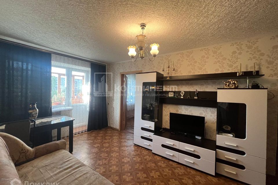 Продаётся 3-комнатная квартира, 56.6 м²