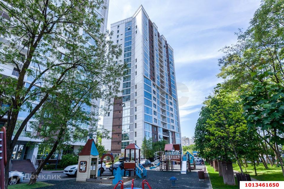 Продаётся 1-комнатная квартира, 42 м²