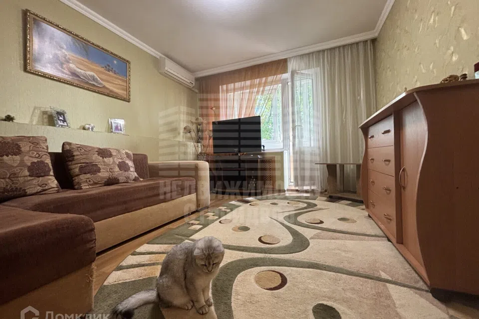Продаётся 3-комнатная квартира, 57.9 м²