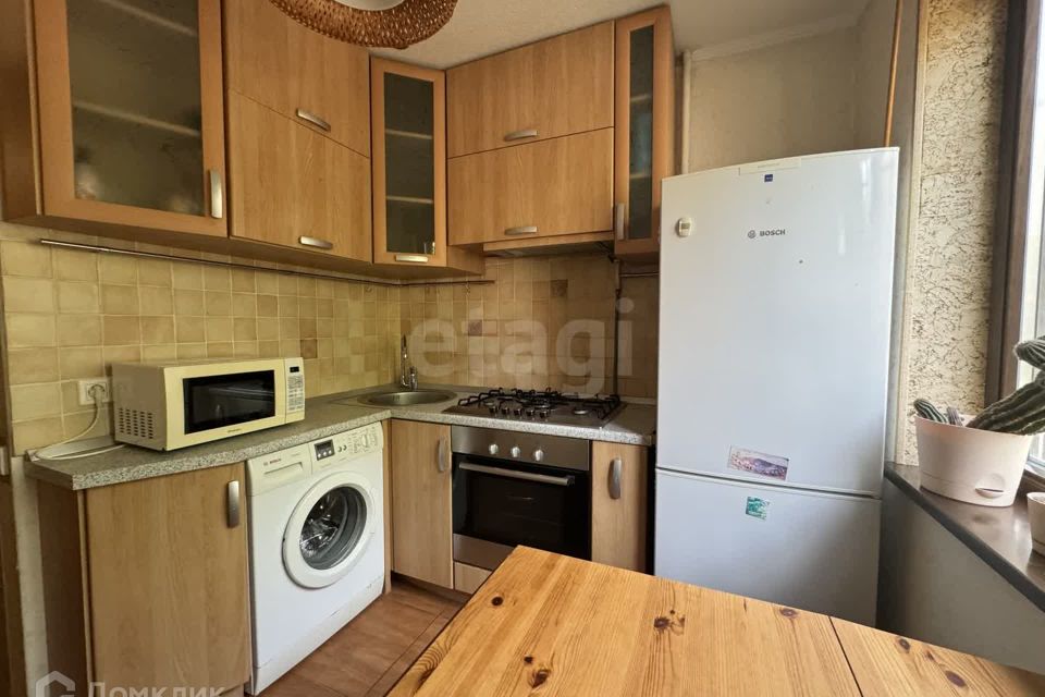 Сдаётся 2-комнатная квартира, 60 м²