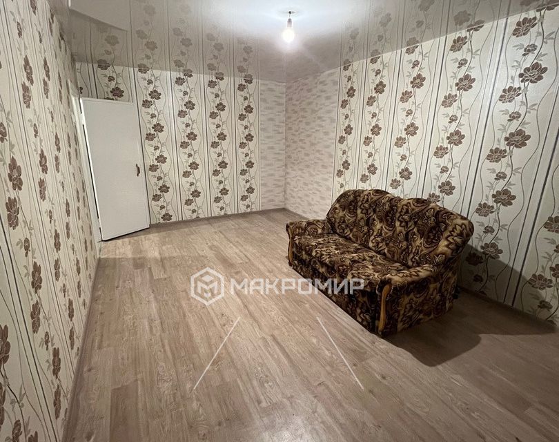 Продаётся 1-комнатная квартира, 32.7 м²