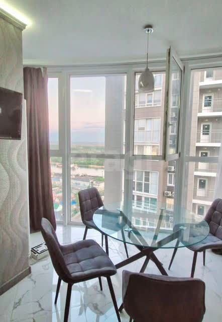 Продаётся 1-комнатная квартира, 55 м²