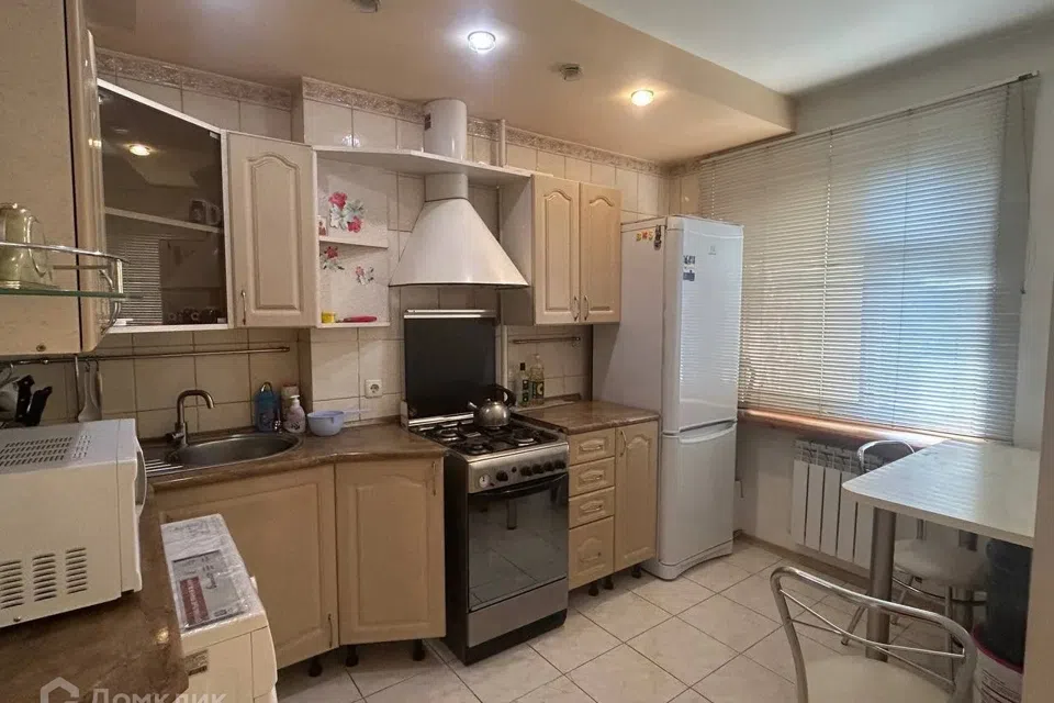 Продаётся 3-комнатная квартира, 62.7 м²