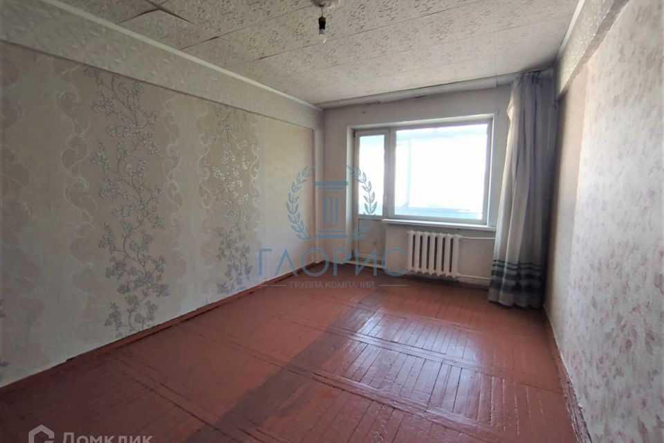 Продаётся комната в 6-комн. квартире, 18.4 м²