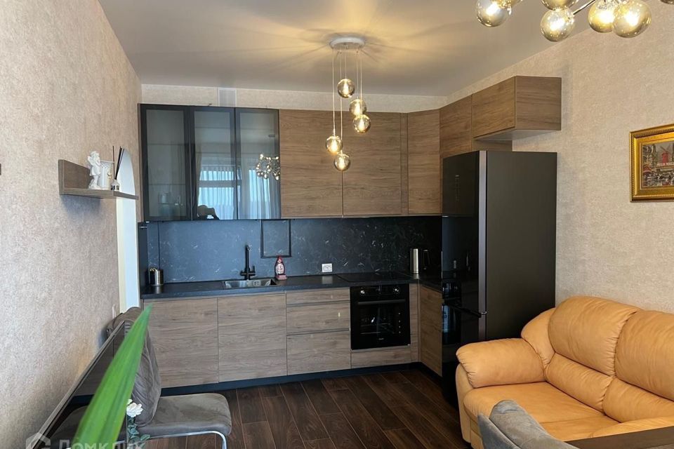 Сдаётся 1-комнатная квартира, 42 м²