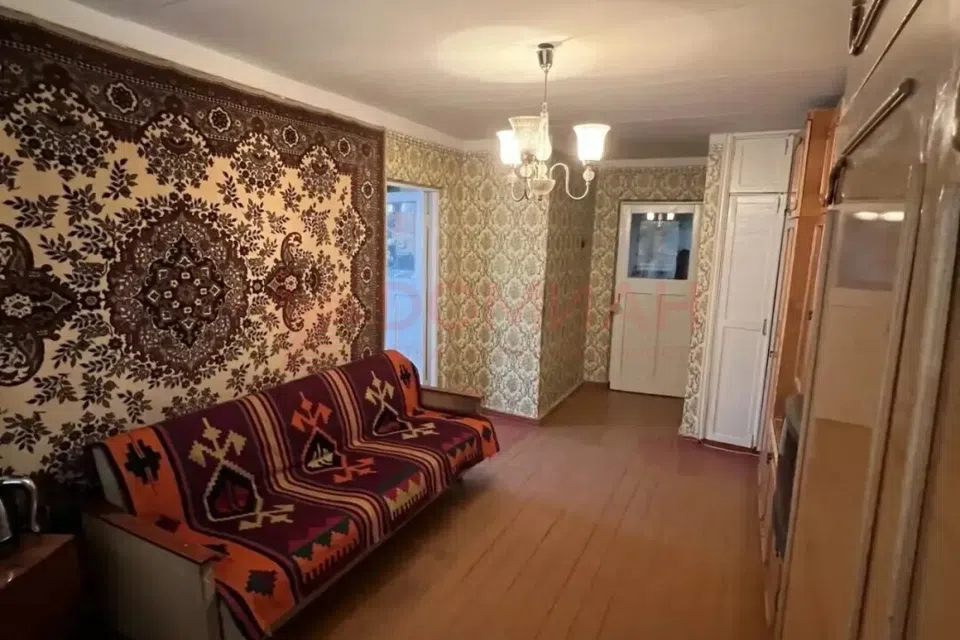 Продаётся 3-комнатная квартира, 65 м²