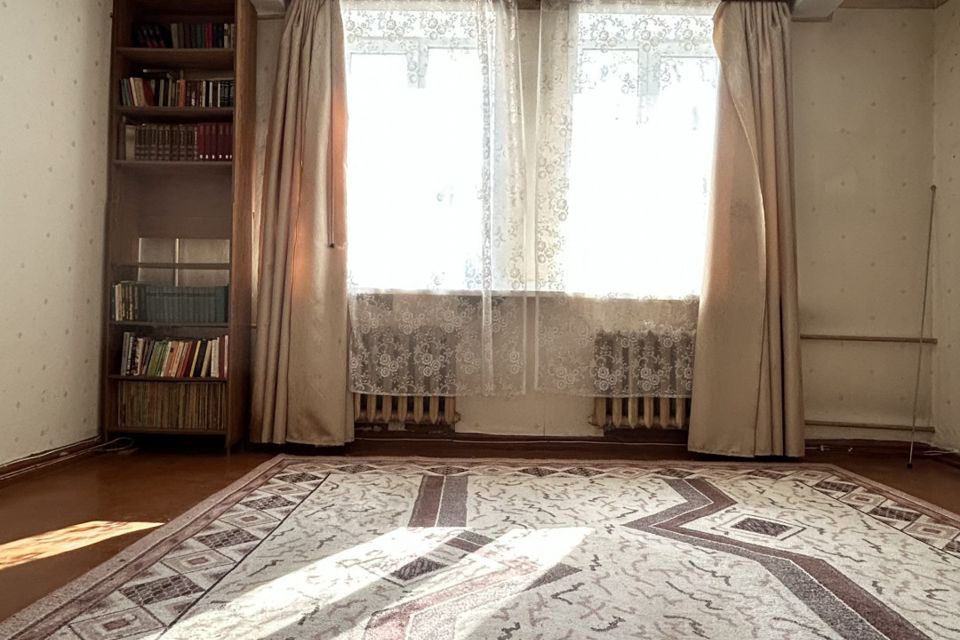 Продаётся 4-комнатная квартира, 82.7 м²