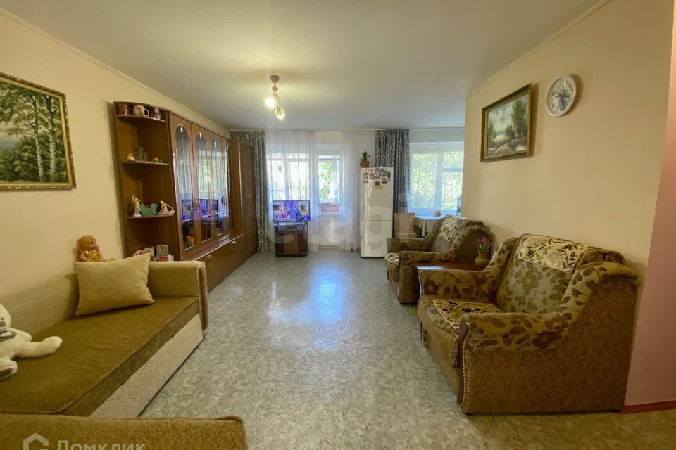 Продаётся 2-комнатная квартира, 48.3 м²