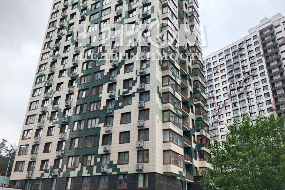Продаётся 2-комнатная квартира, 81.6 м²