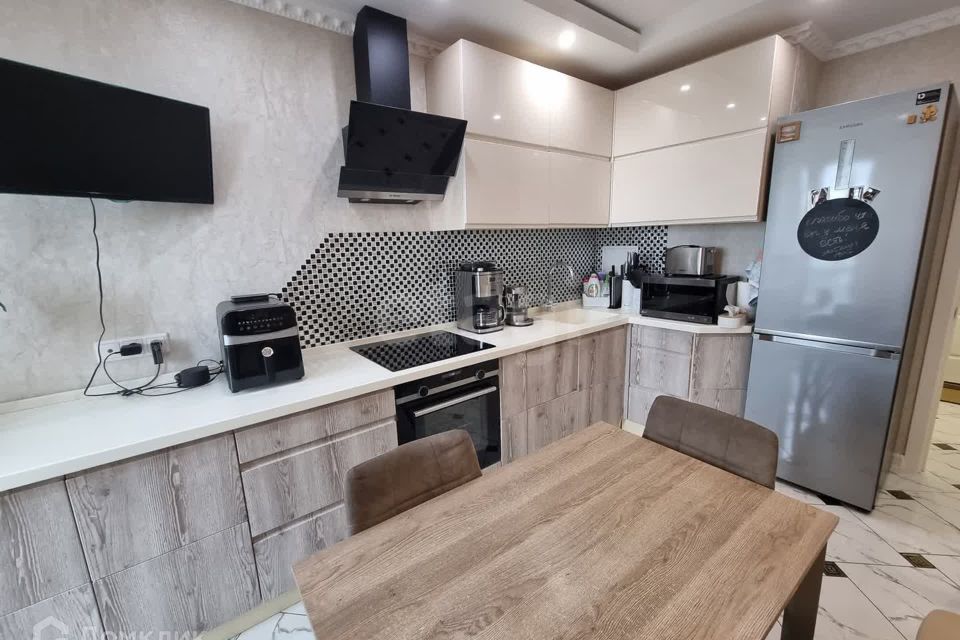 Продаётся 1-комнатная квартира, 44.6 м²