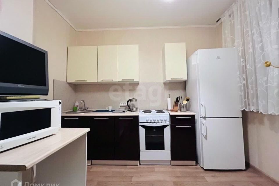 Продаётся 1-комнатная квартира, 38.8 м²