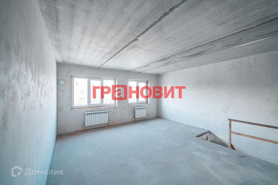 Продаётся 3-комнатная квартира, 53.9 м²