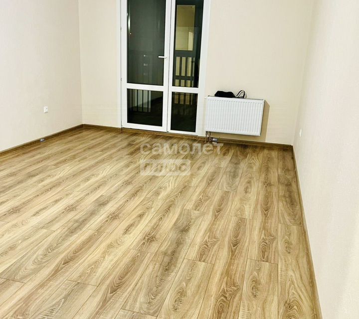 Продаётся 1-комнатная квартира, 41.8 м²