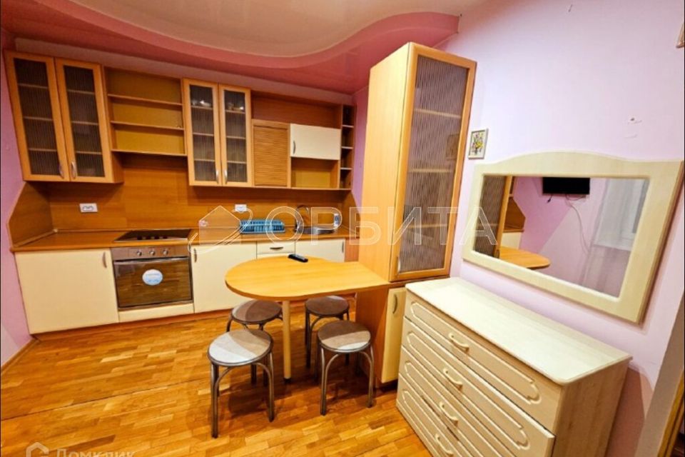 Сдаётся 1-комнатная квартира, 50.1 м²
