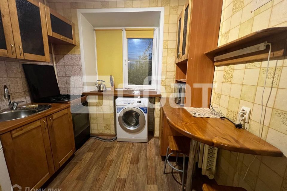 Сдаётся 3-комнатная квартира, 59.8 м²