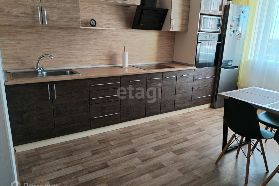 Продаётся 2-комнатная квартира, 68.7 м²