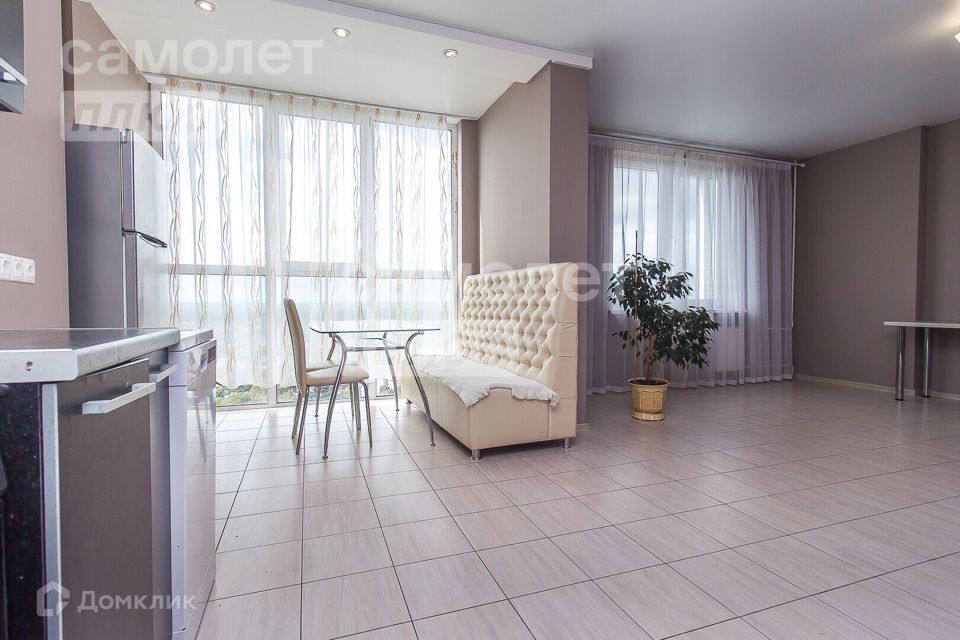 Продаётся 3-комнатная квартира, 85.3 м²