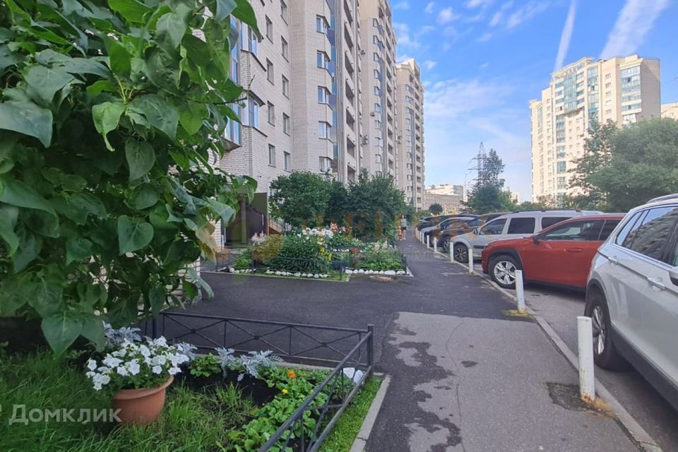 Продаётся 1-комнатная квартира, 46.8 м²
