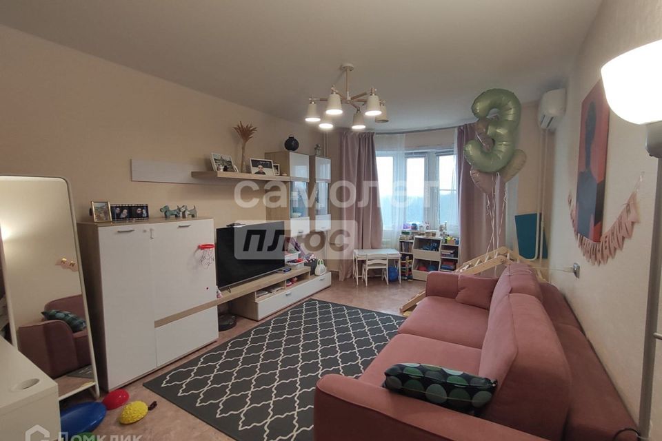 Продаётся 2-комнатная квартира, 60.1 м²
