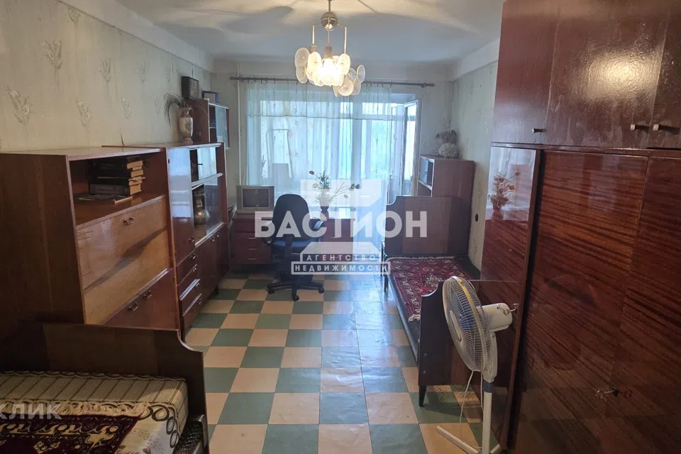 Продаётся 3-комнатная квартира, 70.6 м²